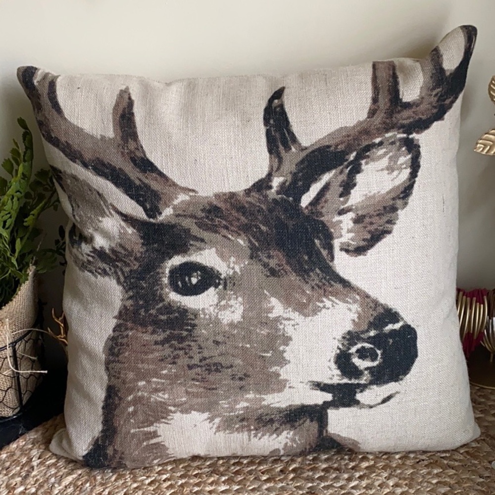 16x16 Cuddl Duds deer pillow